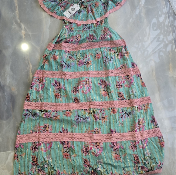 NWT Barok Paris tiered off shoulder dress - Picture 5 of 8